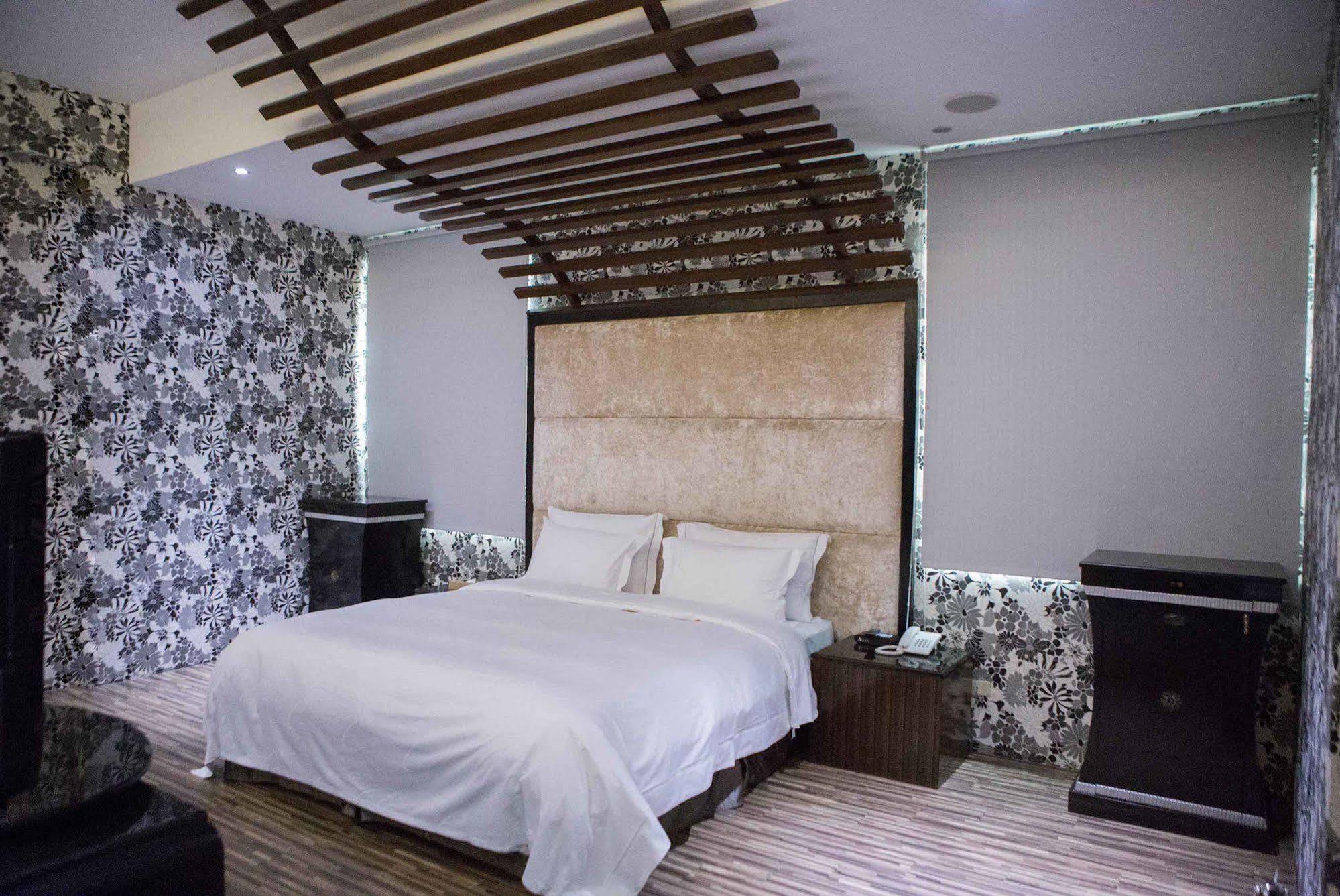 All-Ur Boutique Motel-Jhu Shan Branch Zhushan Exteriér fotografie