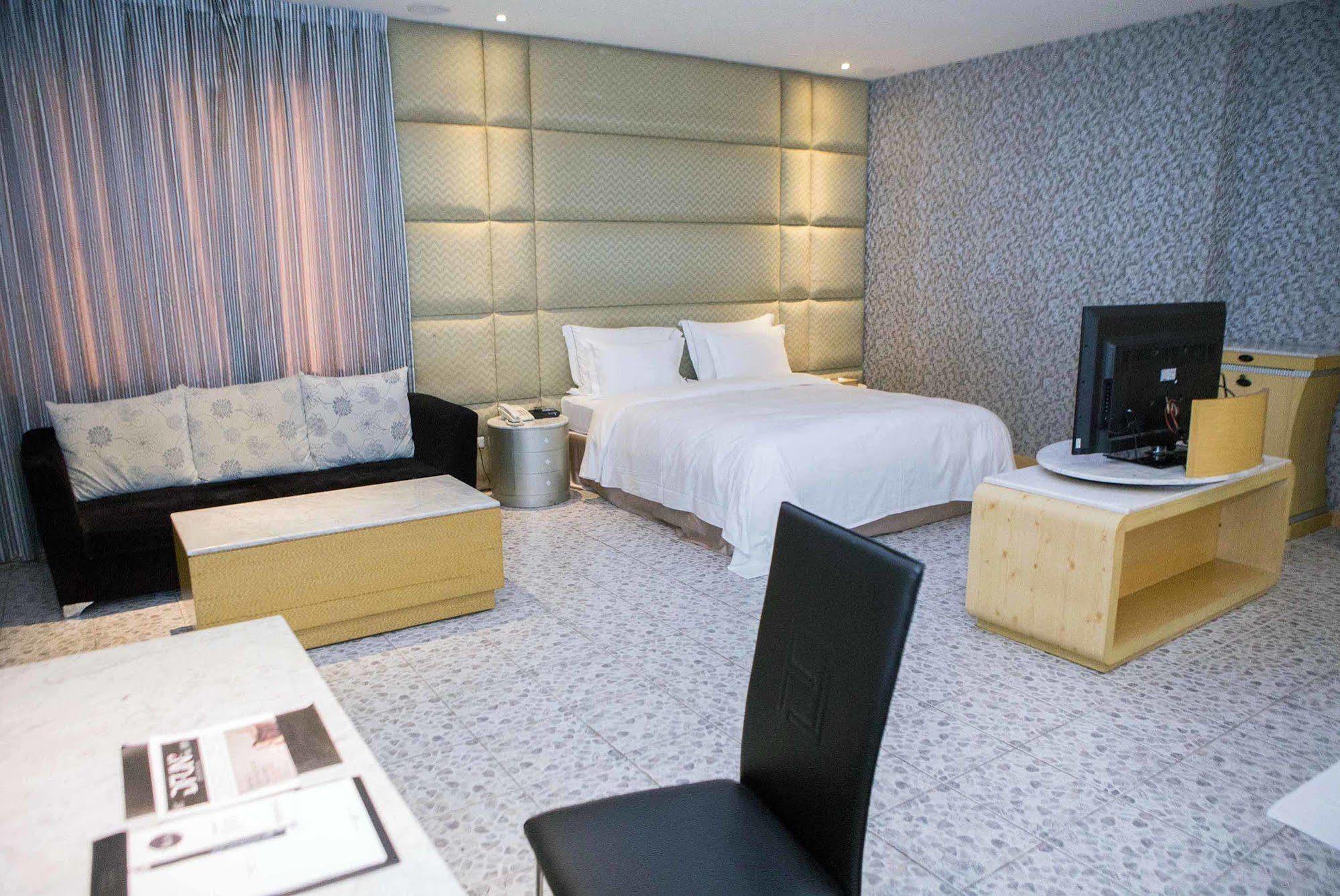 All-Ur Boutique Motel-Jhu Shan Branch Zhushan Exteriér fotografie
